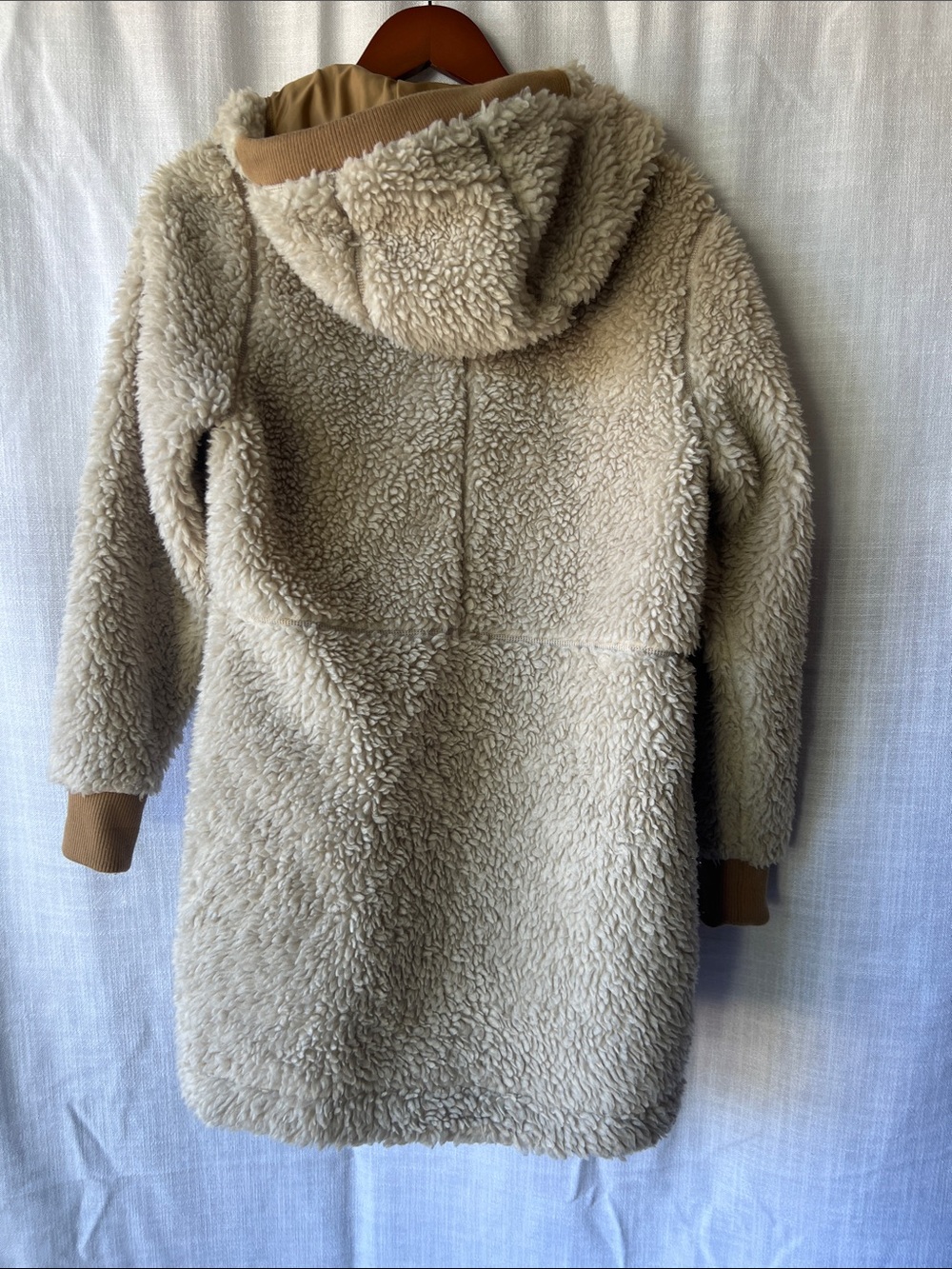 Patagonia Cream Sherpa Fleece Hooded Jacket - Picture 4 of 4